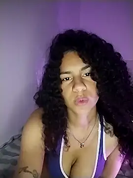 Snapshot of RizHoney chatting on February 2026 09:21:02 AM RizHoney online show from February 2026 09:21:02 AM