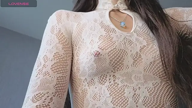 Alisa Hetfy online show from April 2026 07:45:01 AM