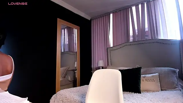 madii lenon online show from March 2026 08:36:01 PM