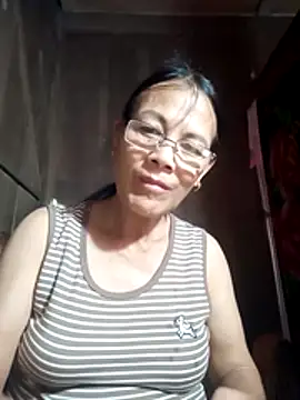 Snapshot of toyo_668 chatting on June 2026 04:43:02 AM toyo 668 online show from June 2026 04:43:02 AM