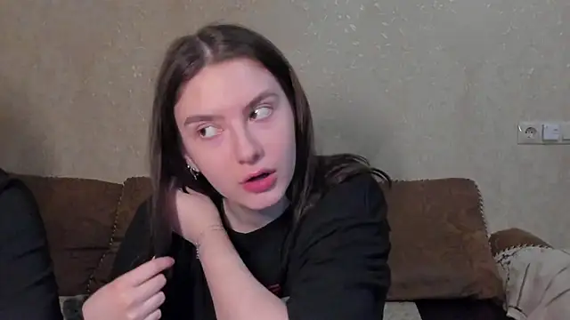 Snapshot of love_lina_muuur chatting on February 2026 08:07:02 PM love lina muuur online show from February 2026 08:07:02 PM