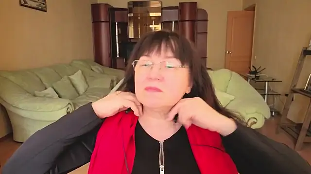 Snapshot of Tori_Twirl chatting on February 2026 10:46:01 AM Tori Twirl online show from February 2026 10:46:01 AM