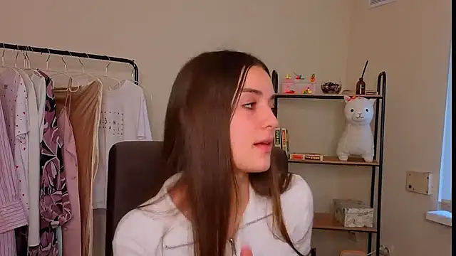 Snapshot of ClaraaHowell chatting on February 2026 01:39:02 PM ClaraaHowell online show from February 2026 01:39:02 PM