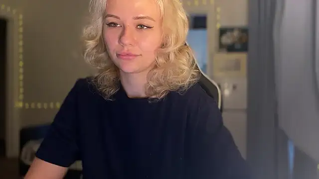 Leylia Lily online show from March 2026 09:48:02 AM