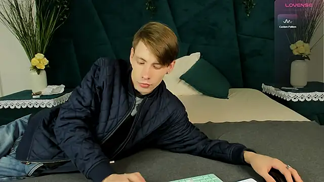 Erick Wilson online show from December 2025 07:24:01 AM