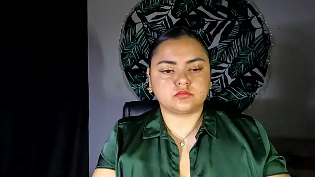 AzaraOnyx online show from May 2026 02:13:02 PM