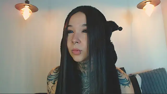 Snapshot of alien_eyes09 chatting on April 2026 01:15:01 AM alien eyes09 online show from April 2026 01:15:01 AM