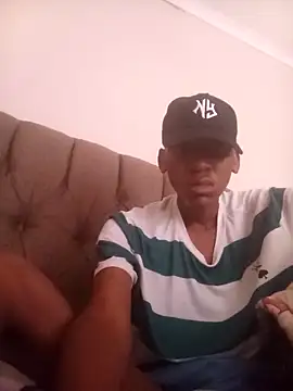 Leroyhotess online show from February 2026 07:04:01 AM