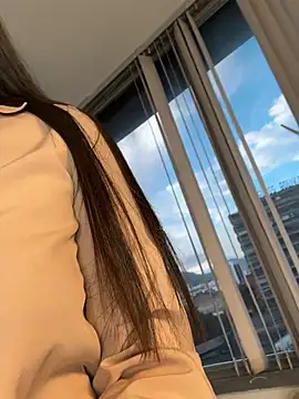 Snapshot of luisa__rosse chatting on February 2026 11:43:02 AM luisa rosse online show from February 2026 11:43:02 AM