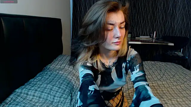 Snapshot of MilaMyst chatting on March 2026 07:58:01 AM MilaMyst online show from March 2026 07:58:01 AM