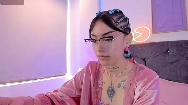 Megan Morphy online show from March 2026 02:17:01 PM