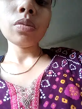 Snapshot of Horny_Girl_VIP chatting on April 2026 10:28:01 AM Horny Girl VIP online show from April 2026 10:28:01 AM