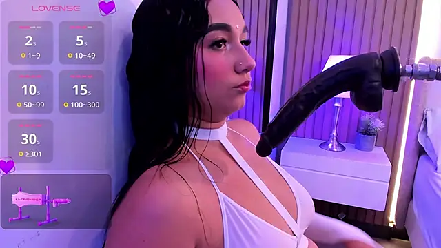 Snapshot of irene_lopes chatting on May 2026 03:35:01 AM irene lopes online show from May 2026 03:35:01 AM