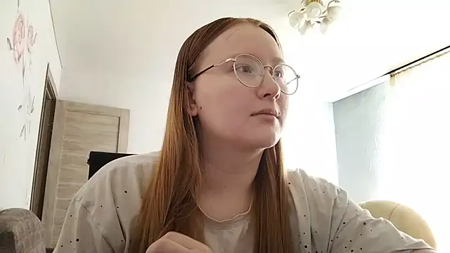 Snapshot of AnikaLipps chatting on July 2026 01:39:02 PM AnikaLipps online show from July 2026 01:39:02 PM