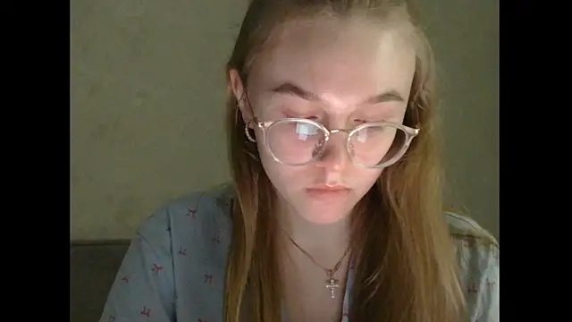 melissashineee online show from February 2026 01:42:01 PM