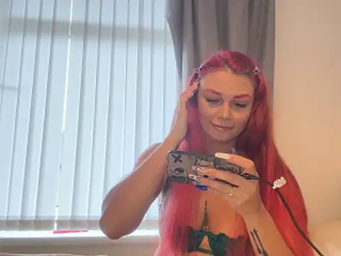 Snapshot of FoxyValentine chatting on June 2026 12:22:01 PM FoxyValentine online show from June 2026 12:22:01 PM