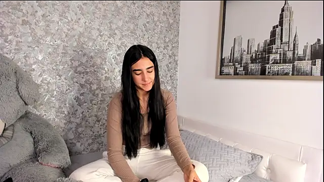 Anika H online show from April 2026 12:27:01 PM