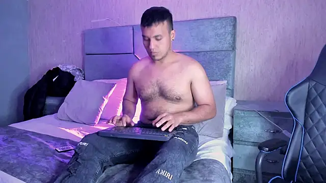 AronGarcia online show from February 2026 08:09:02 PM