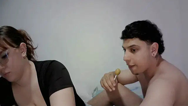 kandy couple1 online show from March 2026 05:38:01 PM