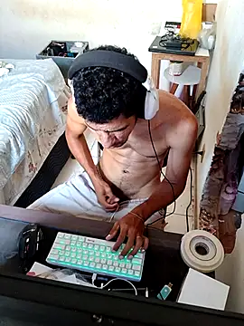 MagrinhoPika online show from March 2026 04:02:01 PM