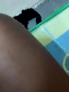 Your couple 01 online show from April 2026 06:13:02 PM