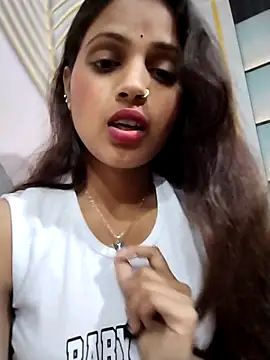 samayra1144 online show from March 2026 07:43:02 PM