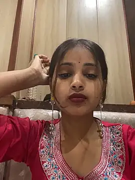 Snapshot of samayra1144 chatting on May 2026 08:15:01 PM samayra1144 online show from May 2026 08:15:01 PM