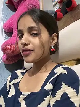 samayra1144 online show from June 2026 10:21:02 AM