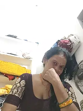 Snapshot of Queen_sexee chatting on July 2026 07:05:02 PM Queen sexee online show from July 2026 07:05:02 PM