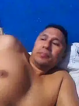 Snapshot of deiner13 chatting on February 2026 01:35:02 AM deiner13 online show from February 2026 01:35:02 AM