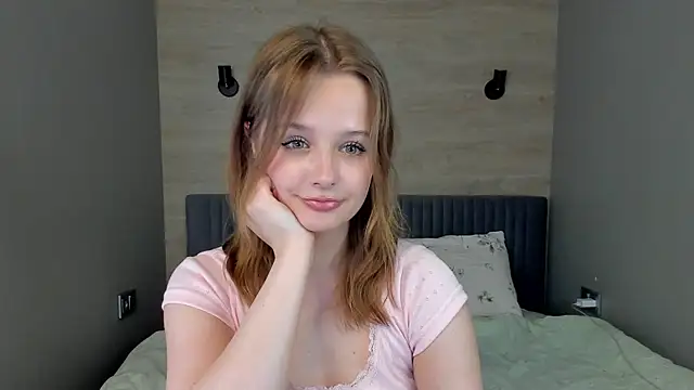 Snapshot of Mary_Phoenix chatting on June 2026 08:53:01 PM Mary Phoenix online show from June 2026 08:53:01 PM