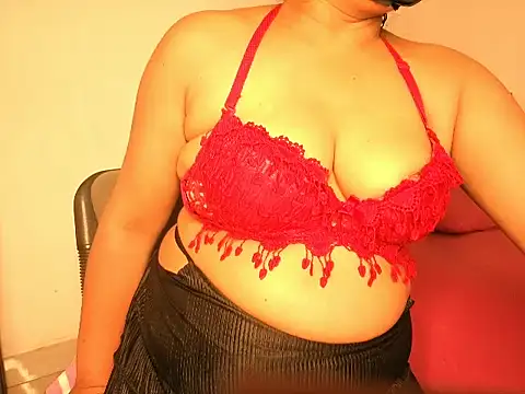 Liyona s online show from May 2026 06:04:02 PM