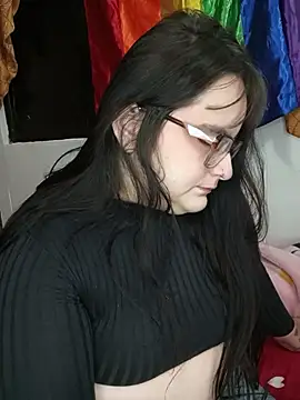 daphneev online show from July 2026 01:22:01 AM