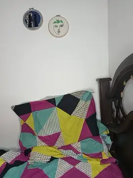 daphneev online show from August 2026 02:33:02 AM