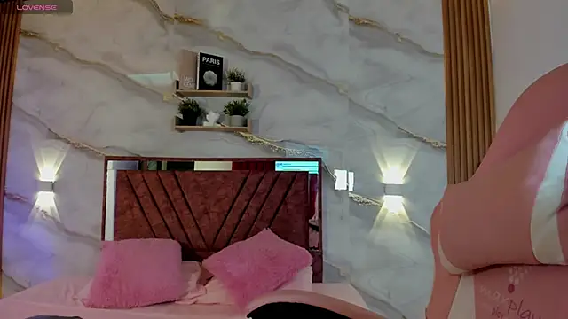 your whore Salome online show from April 2026 06:38:01 PM