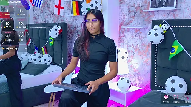 Raven Gloomy online show from June 2026 12:28:02 PM