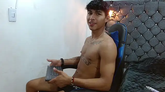 Snapshot of luka_big18 chatting on March 2026 03:11:01 AM luka big18 online show from March 2026 03:11:01 AM