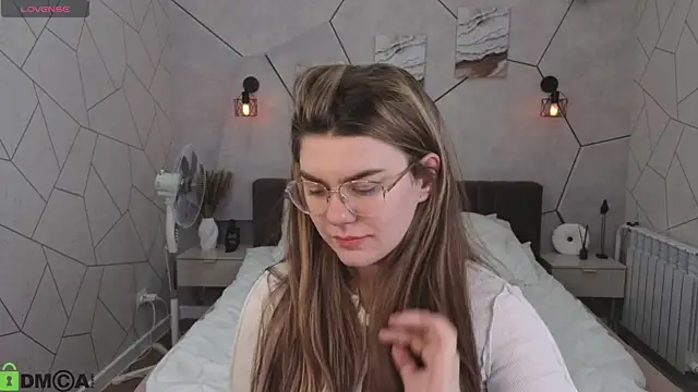 Snapshot of zoe_j0y chatting on February 2026 06:26:01 AM zoe j0y online show from February 2026 06:26:01 AM