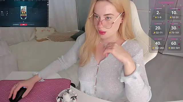 Lunar Whisper online show from March 2026 03:16:02 PM