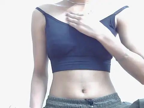 Snapshot of liliy_00 chatting on February 2026 06:06:02 PM liliy 00 online show from February 2026 06:06:02 PM