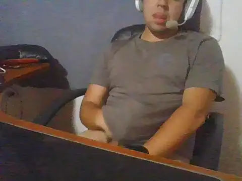 Snapshot of nene2309 chatting on February 2026 05:05:02 AM nene2309 online show from February 2026 05:05:02 AM