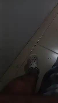 eslikonr online show from April 2026 10:23:02 PM