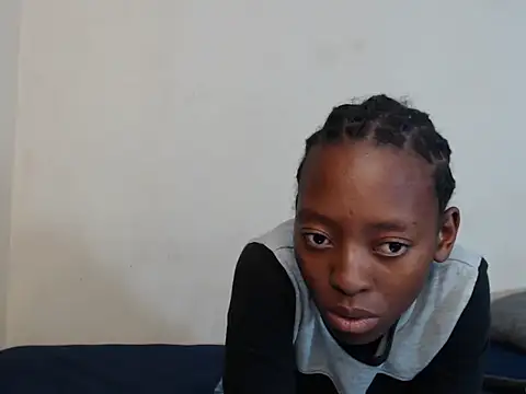 Snapshot of DarkPreddyBae chatting on February 2026 04:07:02 PM DarkPreddyBae online show from February 2026 04:07:02 PM