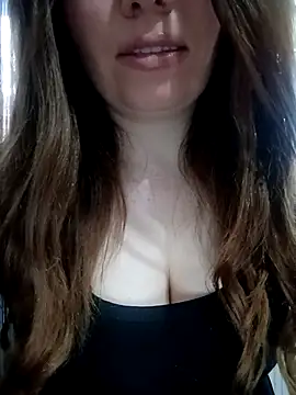 Snapshot of Sedefimmm chatting on April 2026 04:12:01 PM Sedefimmm online show from April 2026 04:12:01 PM
