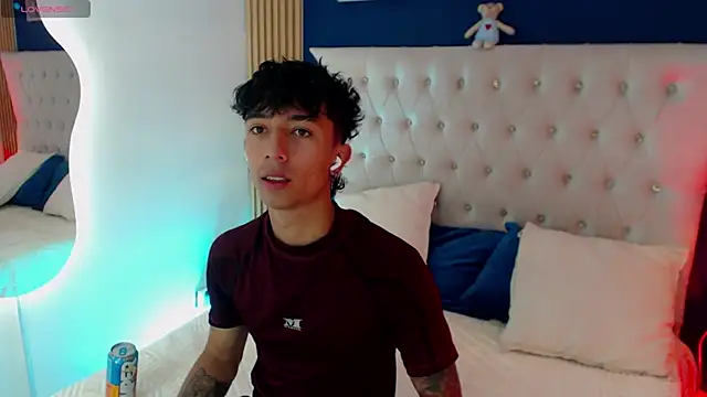 Aiden Rivers  online show from March 2026 12:49:01 PM