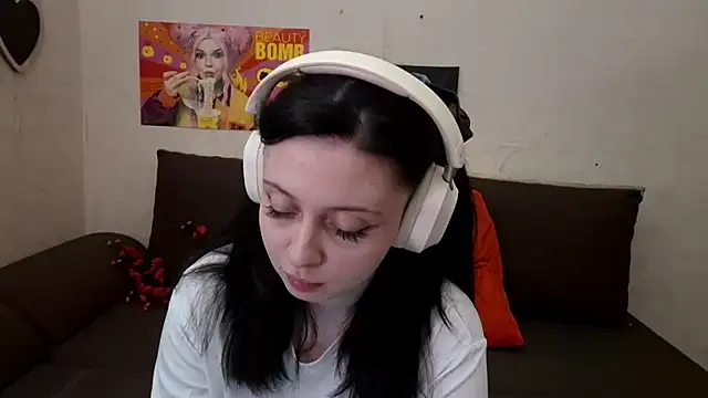 Snapshot of MindyMinty chatting on February 2026 07:37:01 AM MindyMinty online show from February 2026 07:37:01 AM