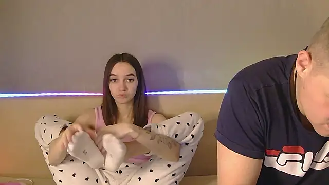 CandySurprise19 online show from March 2026 05:27:02 PM