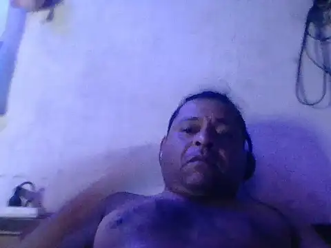 Snapshot of DesexedCooler chatting on June 2026 12:48:01 AM DesexedCooler online show from June 2026 12:48:01 AM