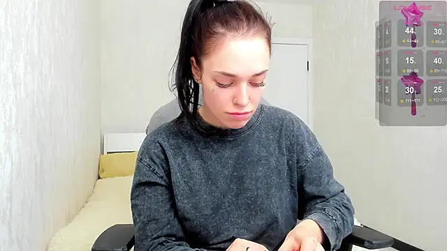 Snapshot of milkbrownn chatting on February 2026 06:26:01 AM milkbrownn online show from February 2026 06:26:01 AM