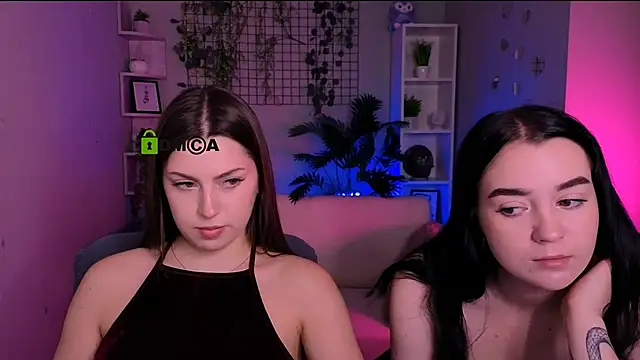 amalialowell online show from June 2026 07:05:01 PM